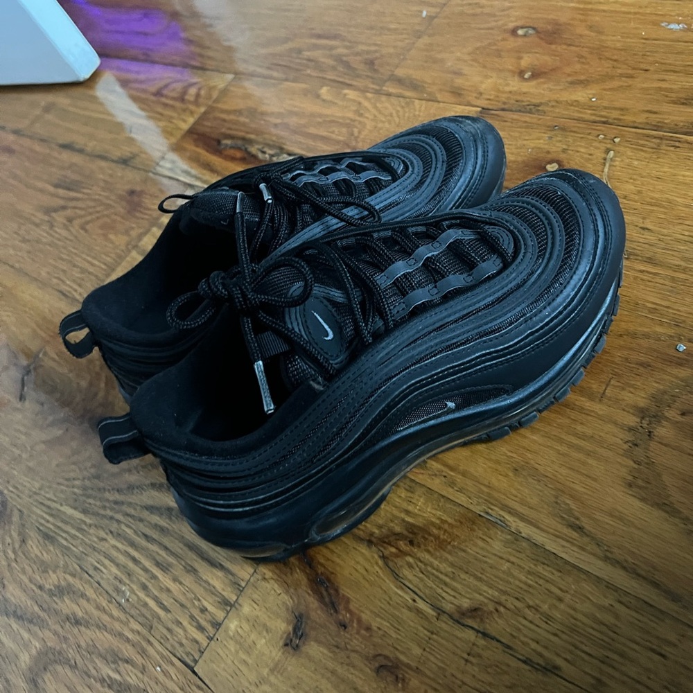Black Nike air max 97 women’s 7.5/mens 6